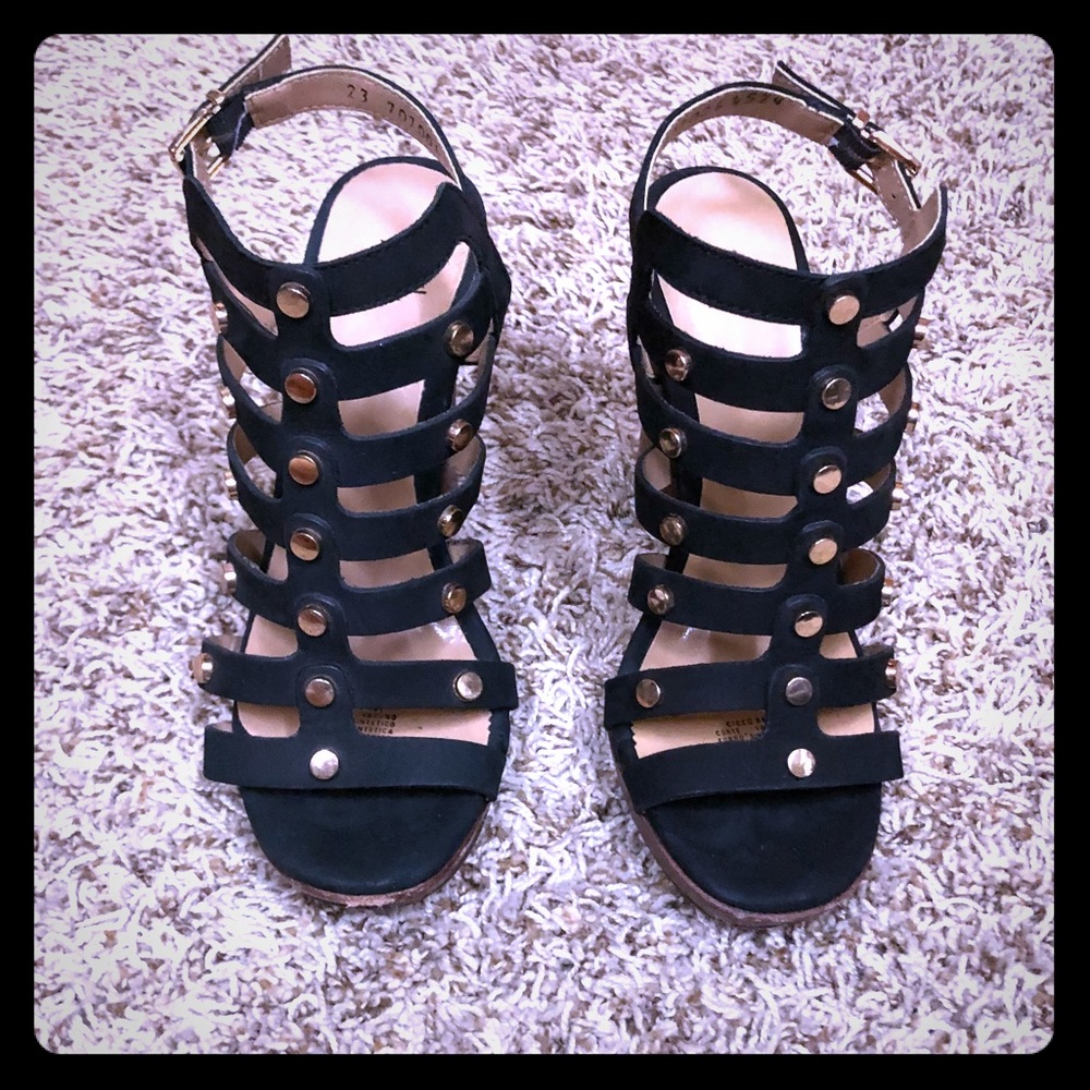 Gillio black studded heels